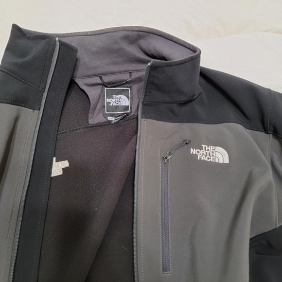 North Face Softshell Jacket - Picture 3 of 4